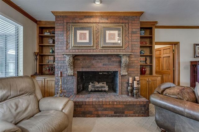 10116 Thompson Avenue, Yukon, OK 73099