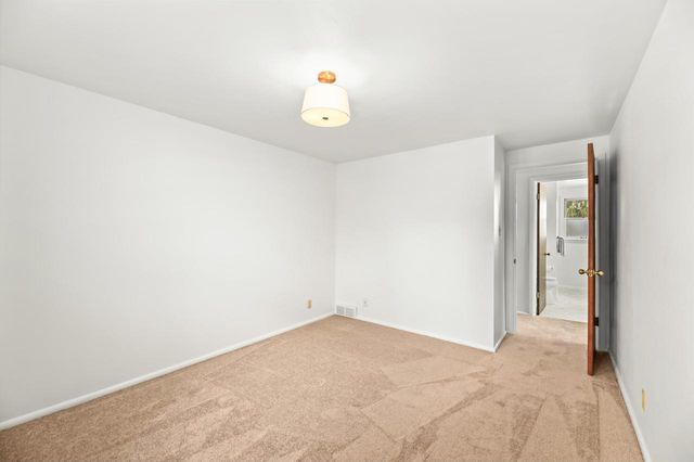 1720 N 117th STREET, Wauwatosa, WI 53226