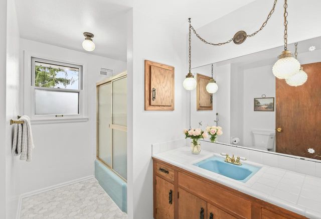 1720 N 117th STREET, Wauwatosa, WI 53226