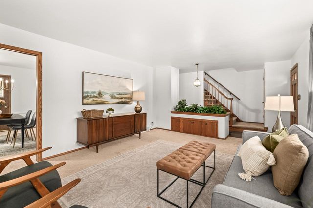 1720 N 117th STREET, Wauwatosa, WI 53226