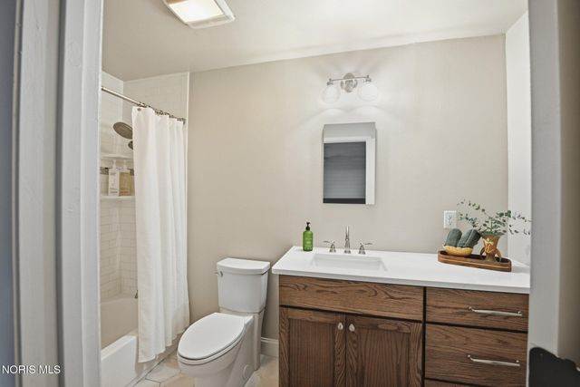 6044 Indian Trail, Sylvania, OH 43560