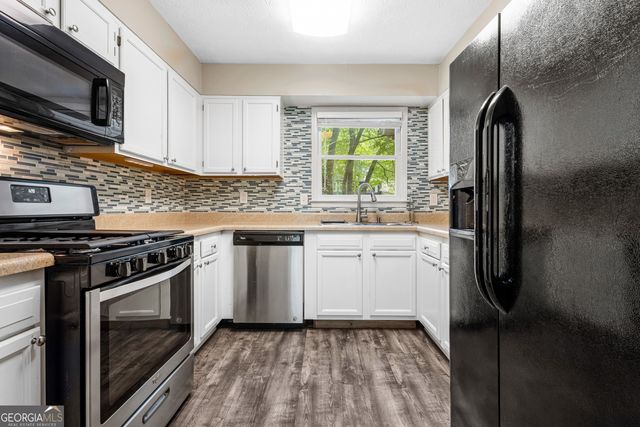 651 Stratford Green Way, Avondale Estates, GA 30002