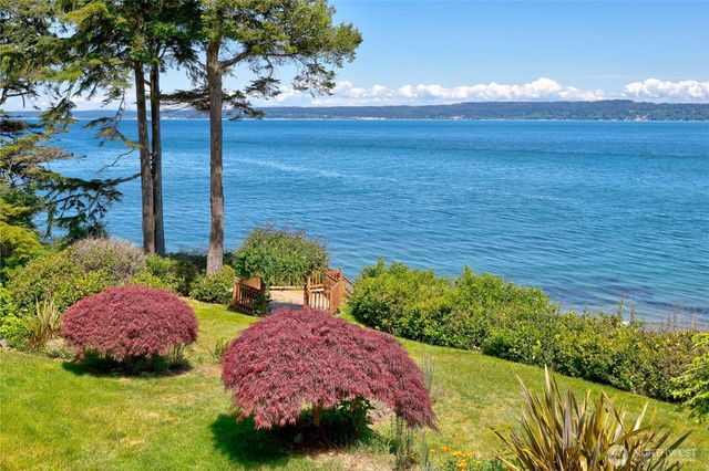 252 Jansen Road, Nordland, WA 98358