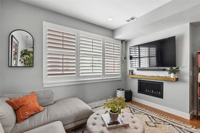 1906 W 38th Avenue, Denver, CO 80211