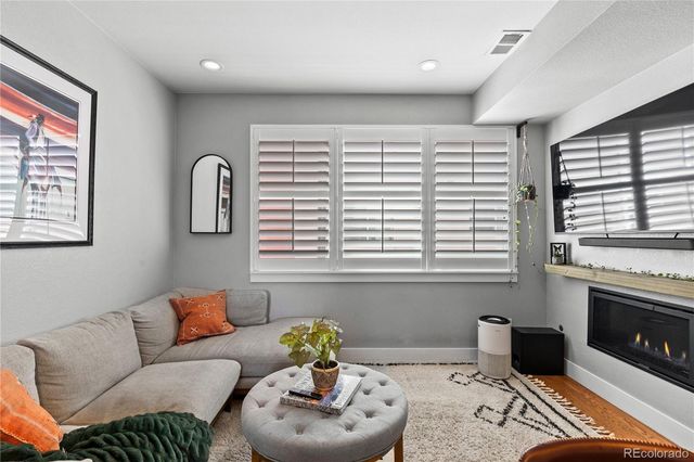 1906 W 38th Avenue, Denver, CO 80211