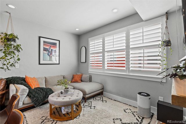 1906 W 38th Avenue, Denver, CO 80211