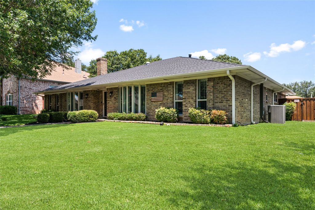 2501 Bluffton Drive, Plano, TX 75075