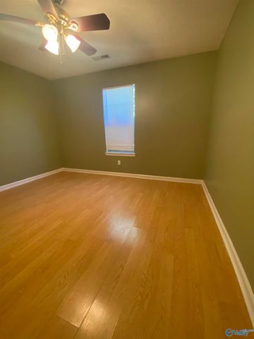 242 Comet Drive, Toney, AL 35773