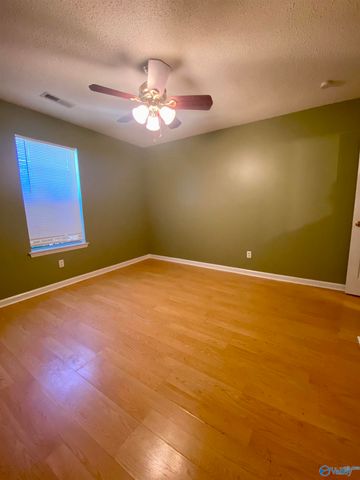 242 Comet Drive, Toney, AL 35773