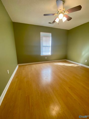 242 Comet Drive, Toney, AL 35773