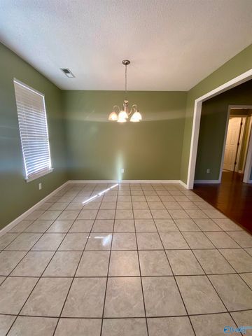 242 Comet Drive, Toney, AL 35773