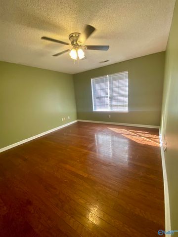 242 Comet Drive, Toney, AL 35773