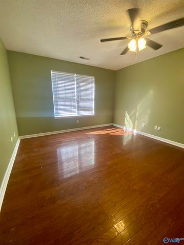 242 Comet Drive, Toney, AL 35773