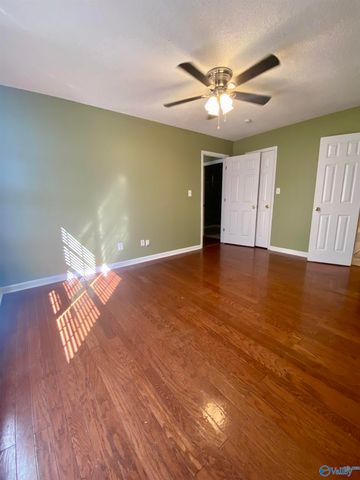 242 Comet Drive, Toney, AL 35773