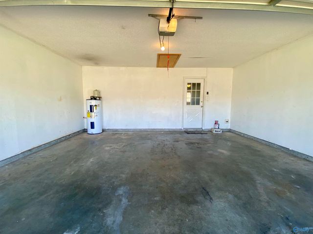 242 Comet Drive, Toney, AL 35773