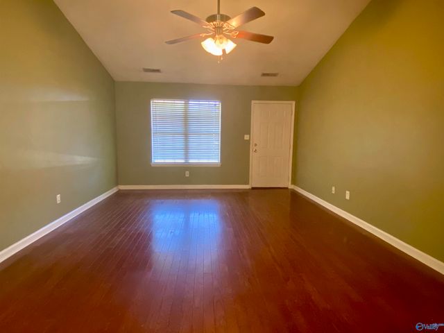 242 Comet Drive, Toney, AL 35773