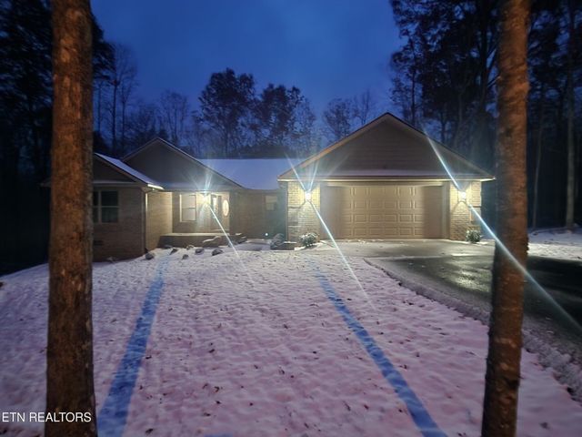 10 T Place Place, Monterey, TN 38574