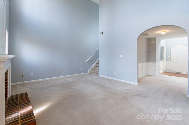 11318 Glenstone Court, Charlotte, NC 28269