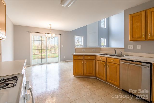 11318 Glenstone Court, Charlotte, NC 28269