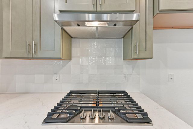 183 Glocken LN, Kyle, TX 78640