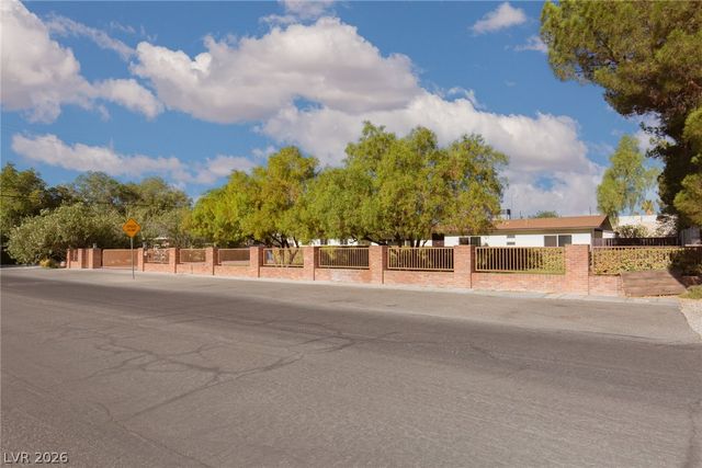 1110 CAHLAN DRIVE, Las Vegas, NV 89102