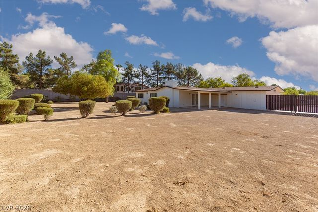 1110 CAHLAN DRIVE, Las Vegas, NV 89102