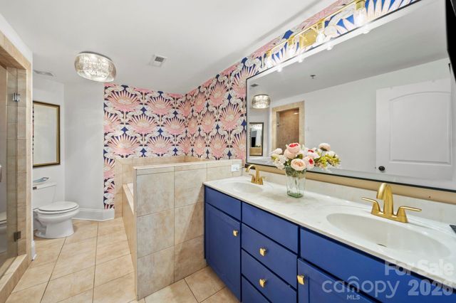 589 Catawba Street E, Belmont, NC 28012