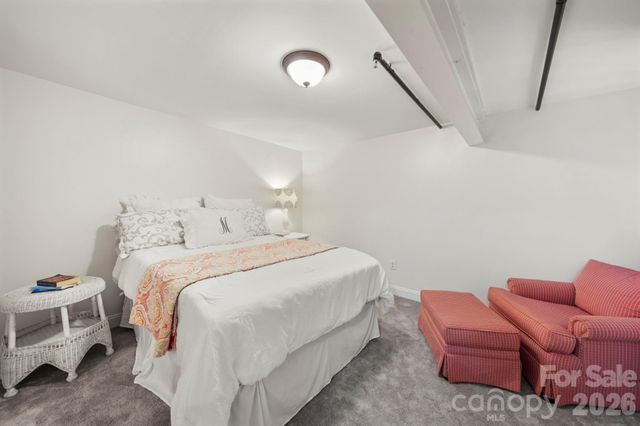 589 Catawba Street E, Belmont, NC 28012