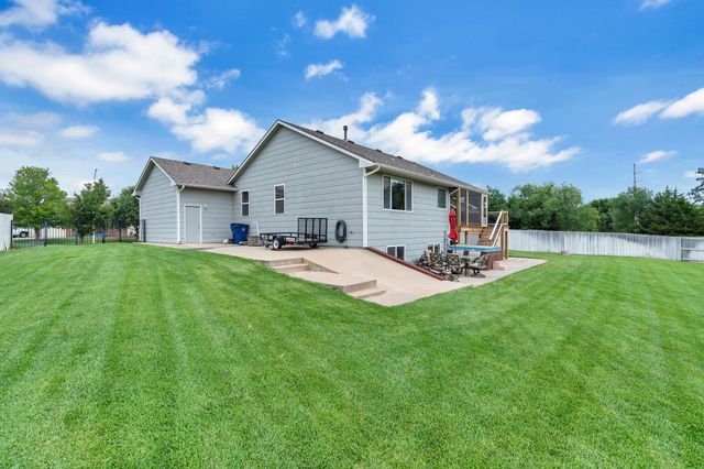 1509 S Shiloh Ct., Wichita, KS 67207