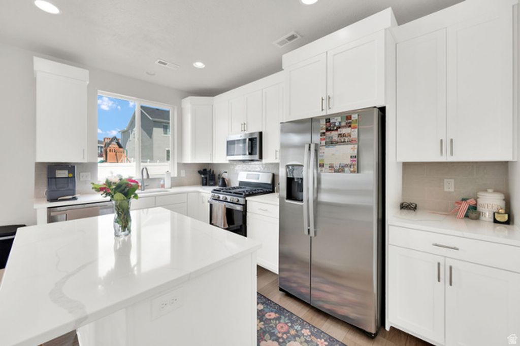 Image 9 of property listing at 394 W 760 S, American Fork, UT 84003