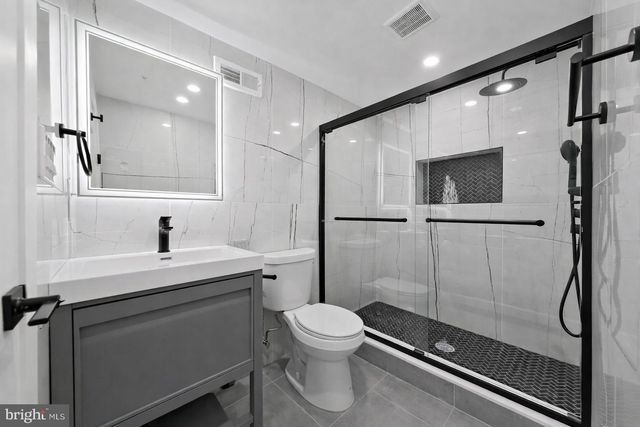 1307 N RANDOLPH ST, Philadelphia, PA 19122