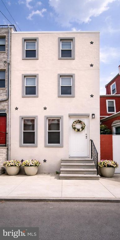 1307 N RANDOLPH ST, Philadelphia, PA 19122