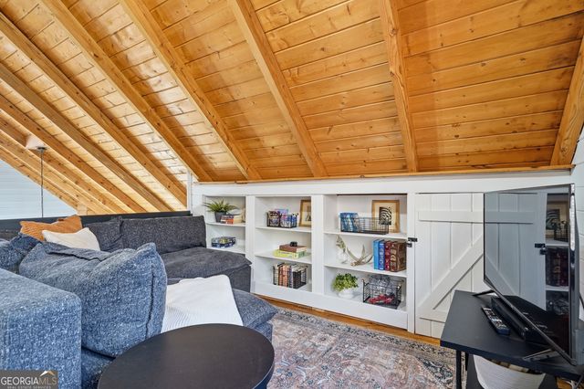 40 Lakeside Drive, Blue Ridge, GA 30513