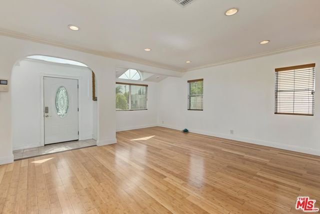 5049 Hesperia Avenue, Encino (los Angeles), CA 91316