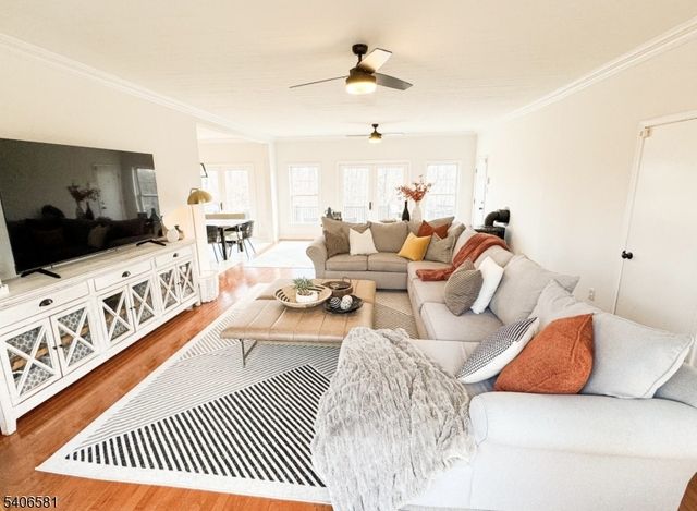 16 Gary Ct, Mount Olive Twp., NJ 07836