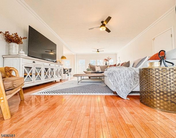 16 Gary Ct, Mount Olive Twp., NJ 07836