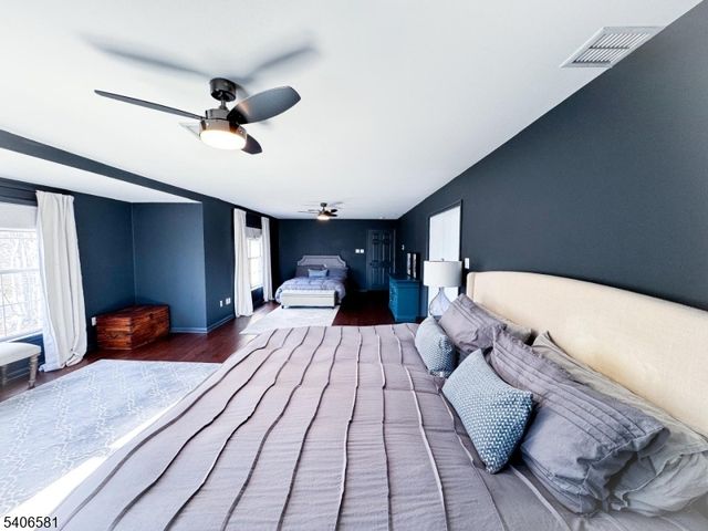 16 Gary Ct, Mount Olive Twp., NJ 07836