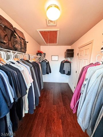 16 Gary Ct, Mount Olive Twp., NJ 07836