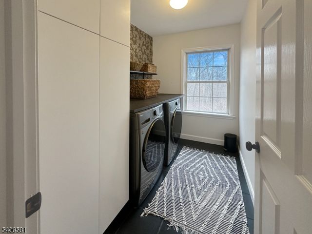 16 Gary Ct, Mount Olive Twp., NJ 07836