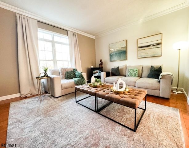 16 Gary Ct, Mount Olive Twp., NJ 07836