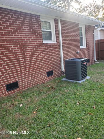 2108 Pendleton Street, Greenville, NC 27834