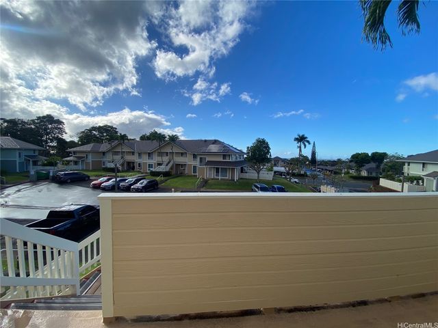 94-1453 Waipio Uka Street M206, Waipahu, HI 96797