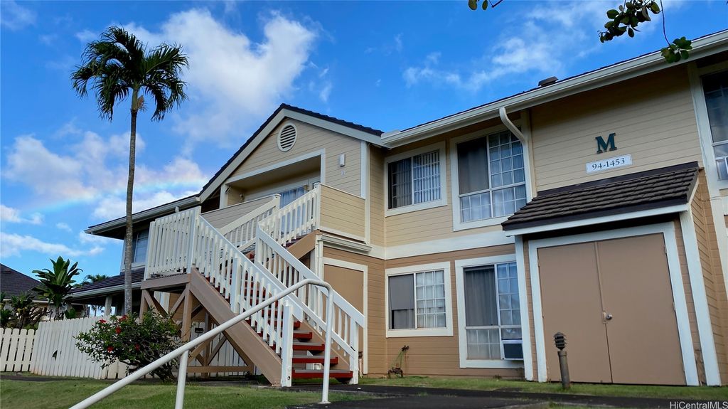 94-1453 Waipio Uka Street M206, Waipahu, HI 96797