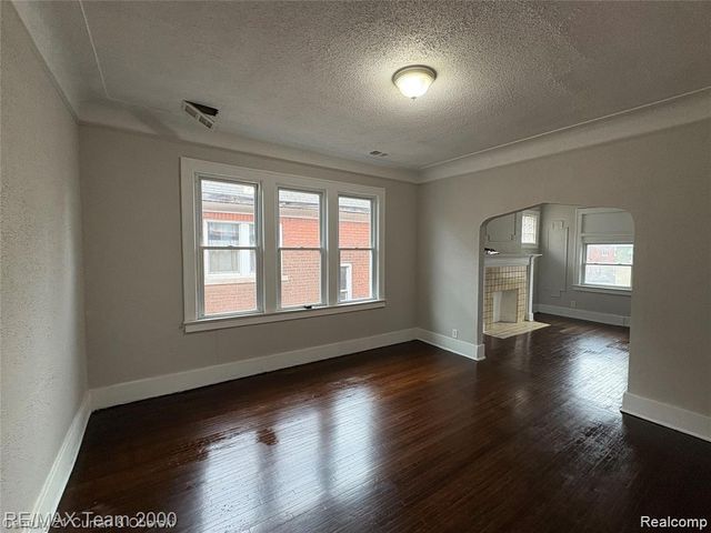 3014 Sturtevant Street, Detroit, MI 48206