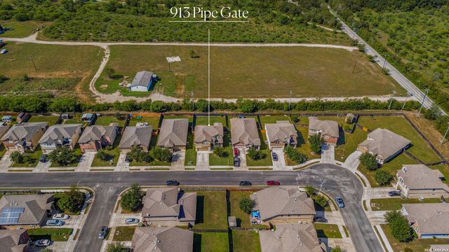 913 Pipe Gate, Cibolo, TX 78108