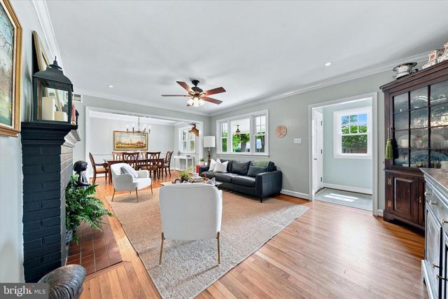 7 WESTOVER CIR, Wilmington, DE 19807