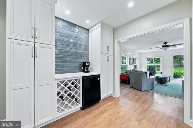 7 WESTOVER CIR, Wilmington, DE 19807