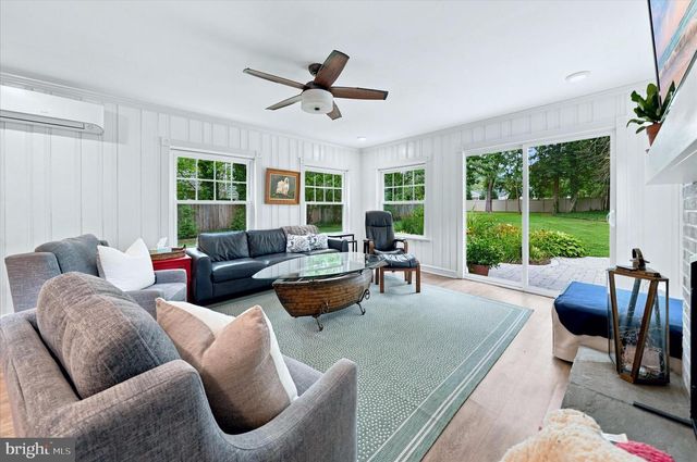 7 WESTOVER CIR, Wilmington, DE 19807
