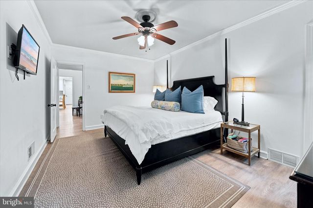 7 WESTOVER CIR, Wilmington, DE 19807