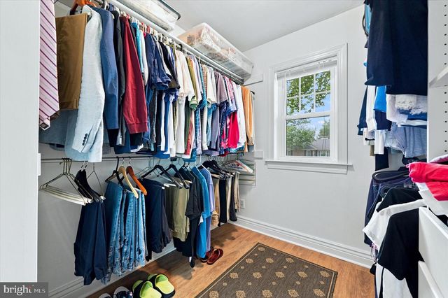 7 WESTOVER CIR, Wilmington, DE 19807